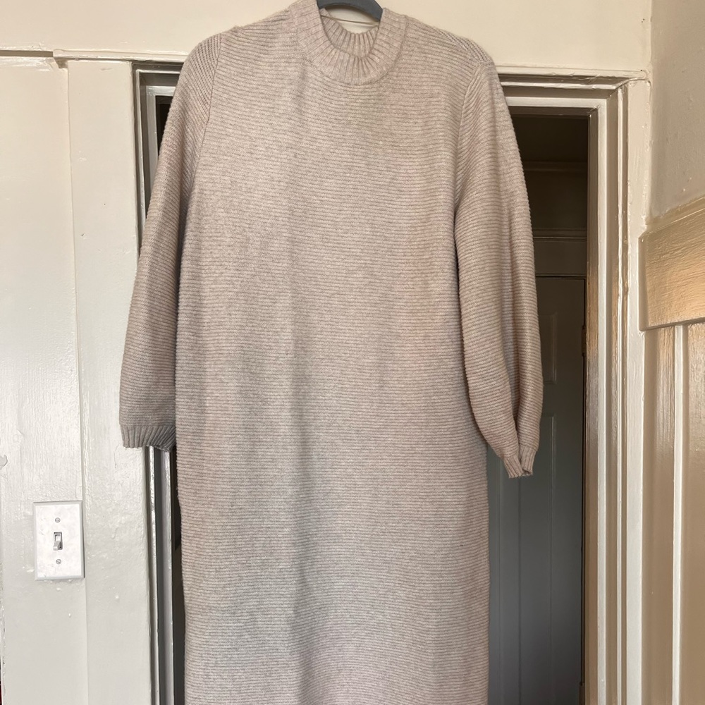Midi tan sweater dress